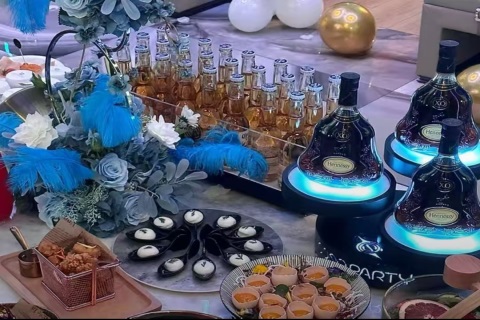 邯郸夜总会招聘,邯郸礼宾员招聘,商务KTV招募专业酒水促销人